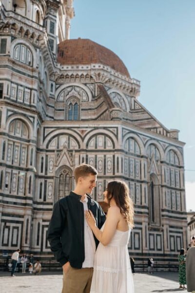Unique Photographer in Florence - From the Narrow Street to Santa Trinita: The Photo Route That Keeps You Moving