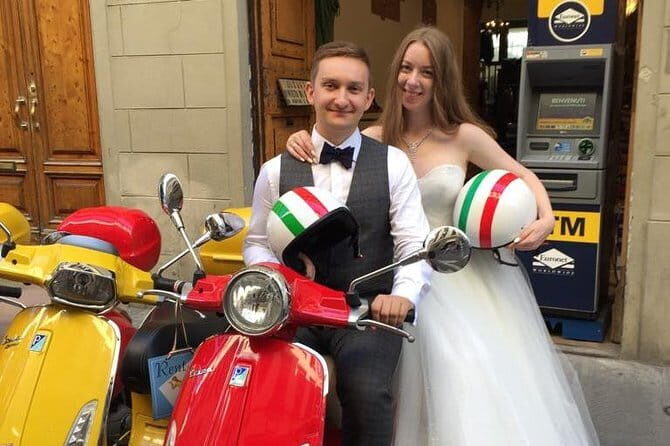 Vespa Motorcycle rental in Florence - Vespa Scooter Rental in Florence: Why Two Wheels Changes the Day