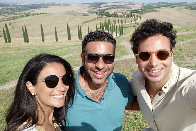 VIP Brunello Montalcino, Montepulciano & Val d'Orcia with Lunch - Chianti hills and Monteriggioni walls before you reach Montalcino