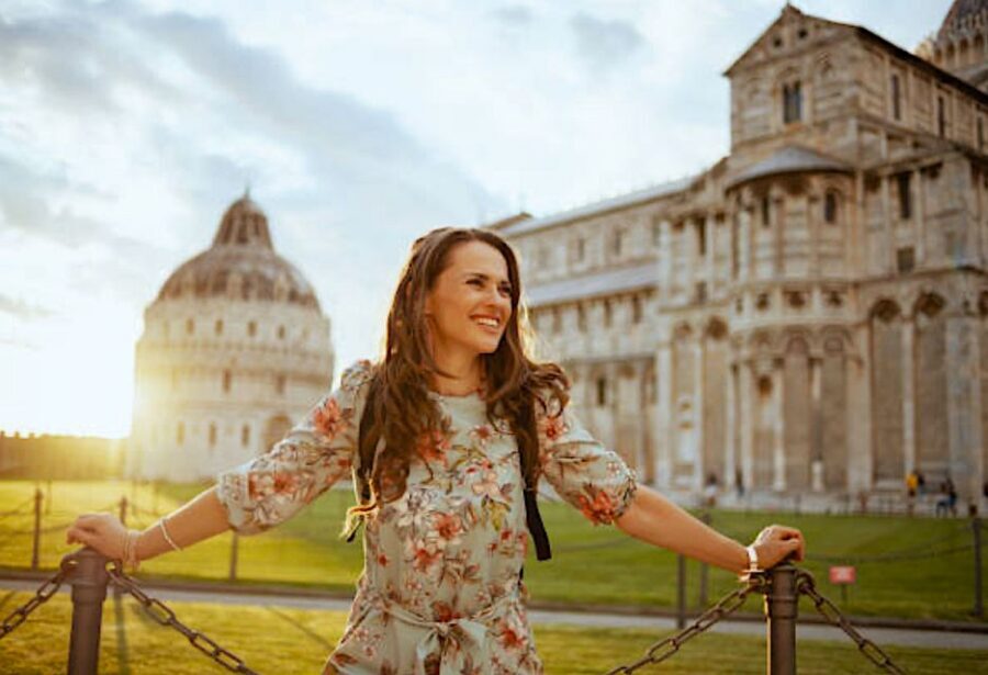 VIP photoshoot and videoreel in Pisa with tv producer - Piazza dei Miracoli: Making the Cathedral Square Look Like Art