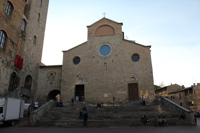 Visit of San Gimignano with local expert guide - Timing tips for the 11:00 start: parking is the big risk