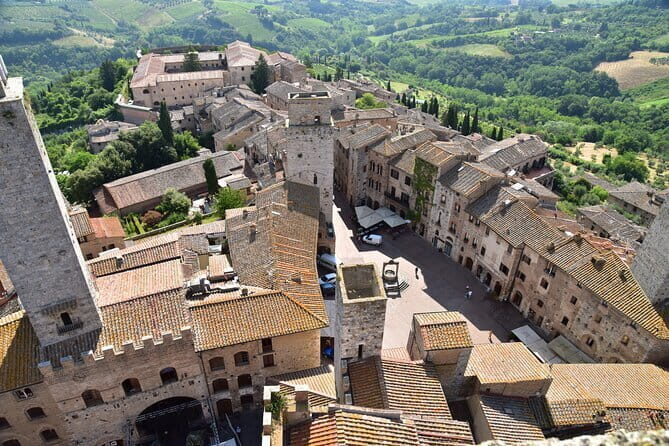 Volterra and San Gimignano: a taste of medieval Tuscany! - Stop 2: Rossi Alabastri in Volterra for real craft, not just souvenirs