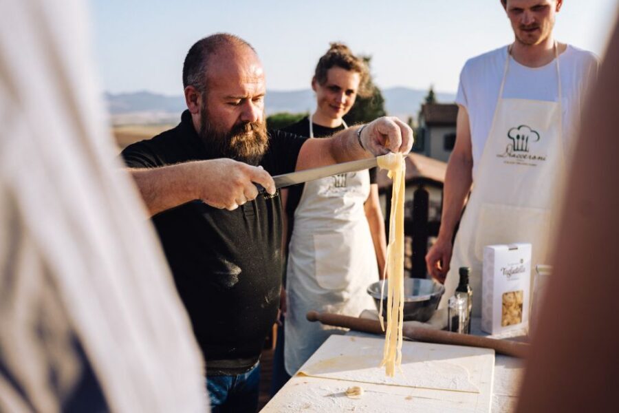 Volterra: Fresh Pasta Cooking Class at a Tuscan Farmhouse - Price and Value: What $118.95 Really Buys You