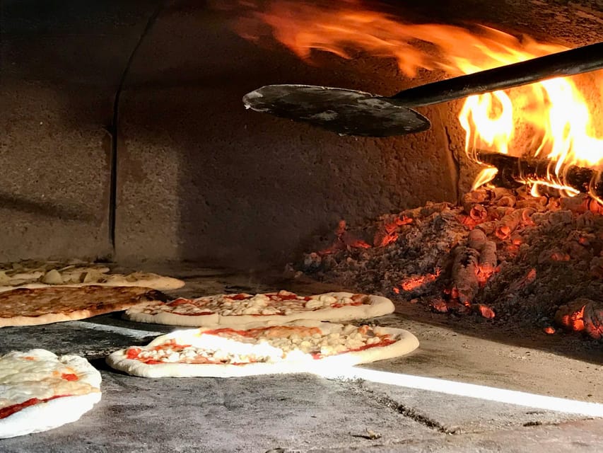 Volterra: Pizza Cooking Class in a tuscan farmhouse - The meal: espresso vibes, Diacceroni wine, and a real Tuscan pace