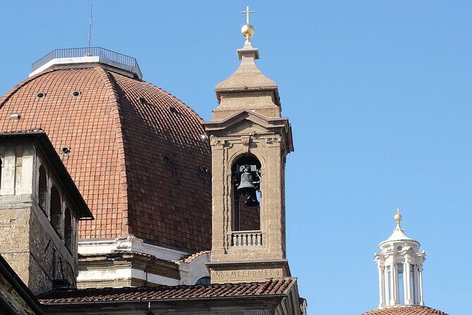 Walking Tour and Wine Experience in Florence - Piazza della Signoria and Palazzo Vecchio: stories behind the postcard