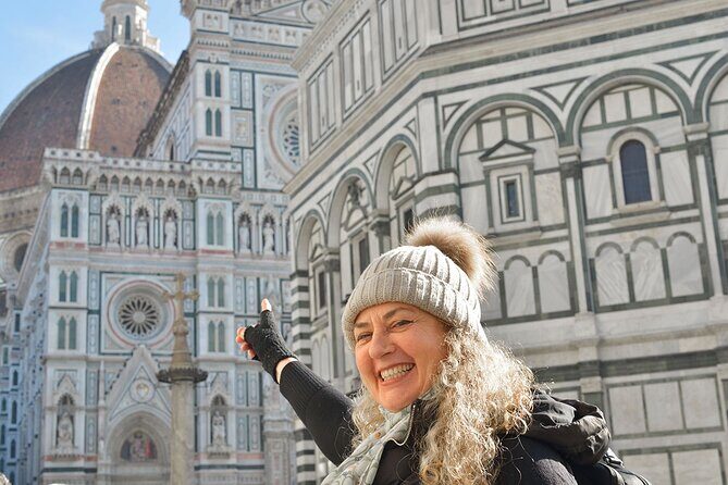 Walking Tour and Wine Experience in Florence - Piazza della Repubblica: the people-watching square