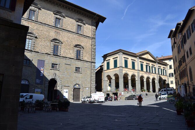 Walking Tour in Cortona - Chiesa San Francesco: relics, meaning, and a guided first look