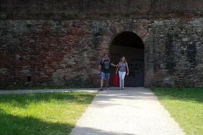 Walking tour of Lucca and its walls - Santa Maria Foris portam: Finding the Roman Gate’s Location