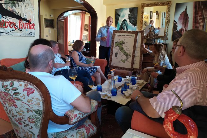 Wine and Extra virgin olive oil tasting in Lucca, Tuscany - Lunch in Lucca: Light Tuscan Food With a View