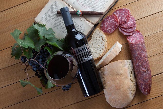 Wine tasting and walk in the Vineyard of Assisi - Azienda Agraria Saio Tasting Room: What the First 60 Minutes Feels Like
