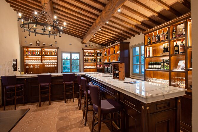 Wine Tasting in Historic Open-Lounge room - Key highlights to look for