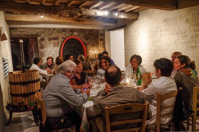 Winery tour and wine, cheese & charcuterie tasting - The tasting: 4 wines plus local cheese and cold cuts